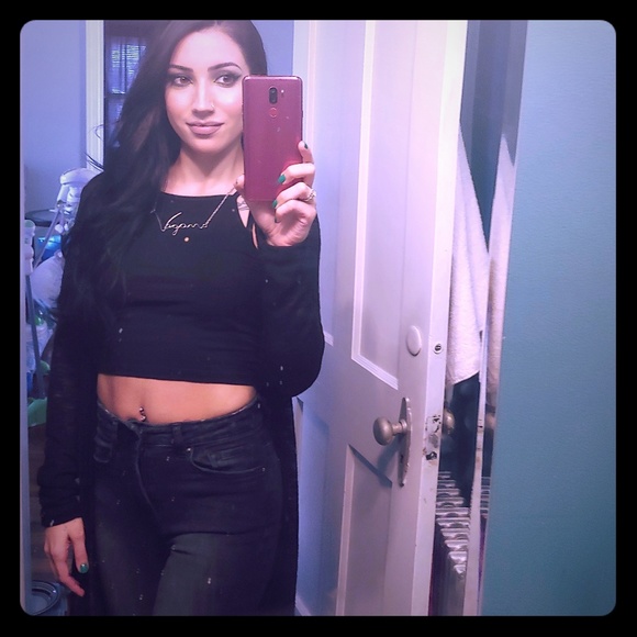 Meet your Posher, Lisa - Picture 1 of 1